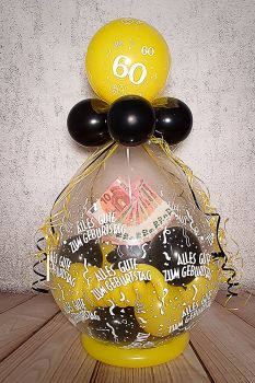 Geschenk im Ballon verpackt, Ballonverpackung zum Geburtsag