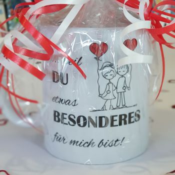 Tasse mit Herzballon